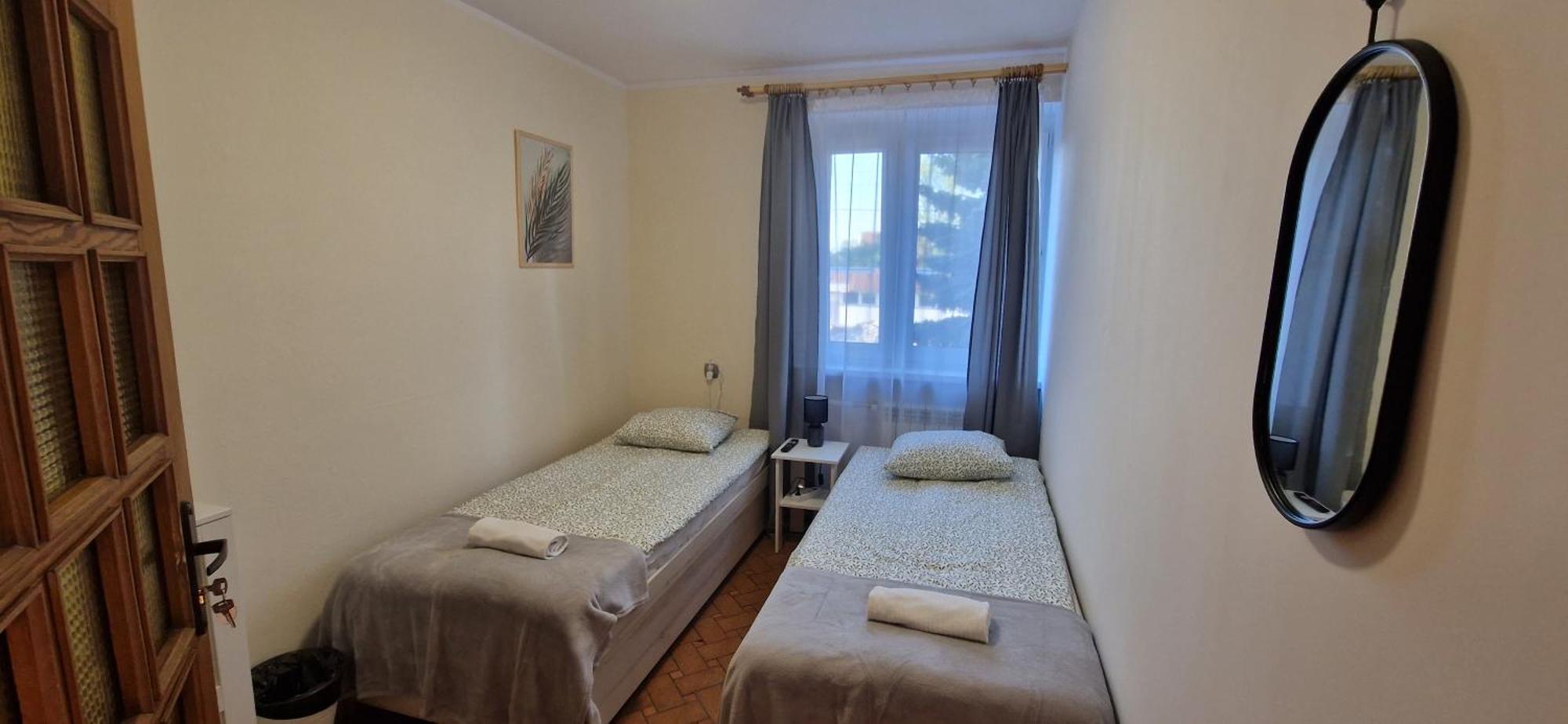 Hostel Milicka Wroclaw Oda fotoğraf